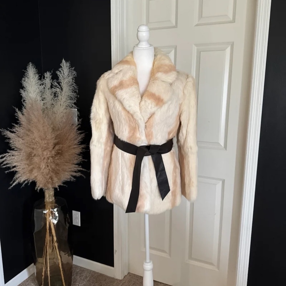 Vintage Imperial 100% Rabbit Fur Coat 
size Small - Picture 2 of 12